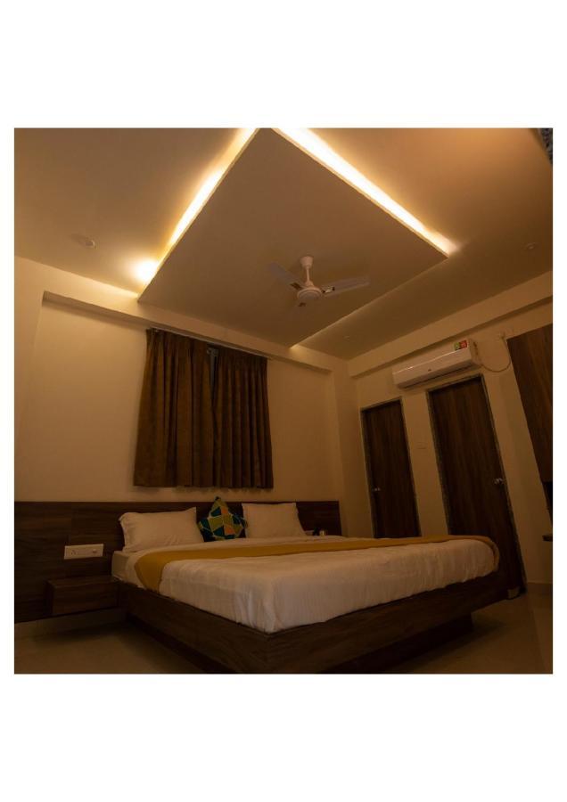 Hotel Scintilla Somnāth Esterno foto